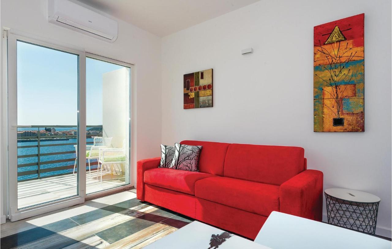 Cozy Apartment In Brodarica With Wifi Ngoại thất bức ảnh
